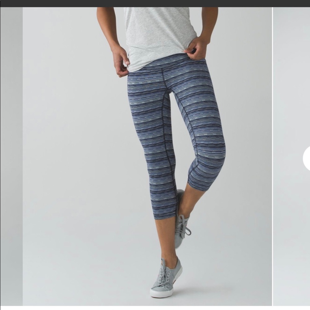 Lululemon Wunder Under Crop- Space Dye Twist Sapphire Blue Multi- Size 8